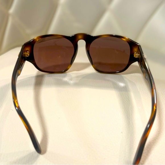 CHANEL Vintage Sunglasses - Picture 7 of 15